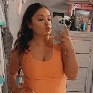 Meet your Posher, Adilene